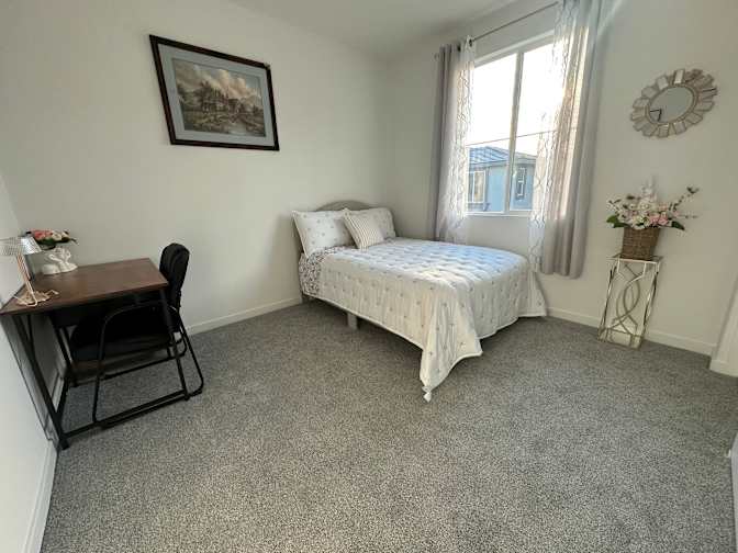 Ali's room