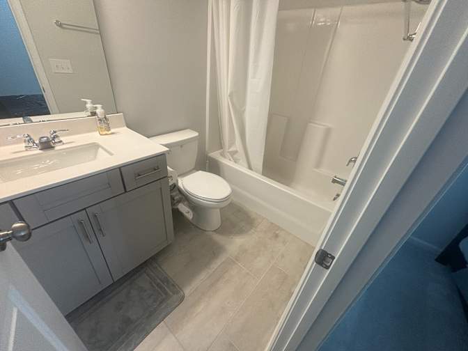 Alcove Rooms's room