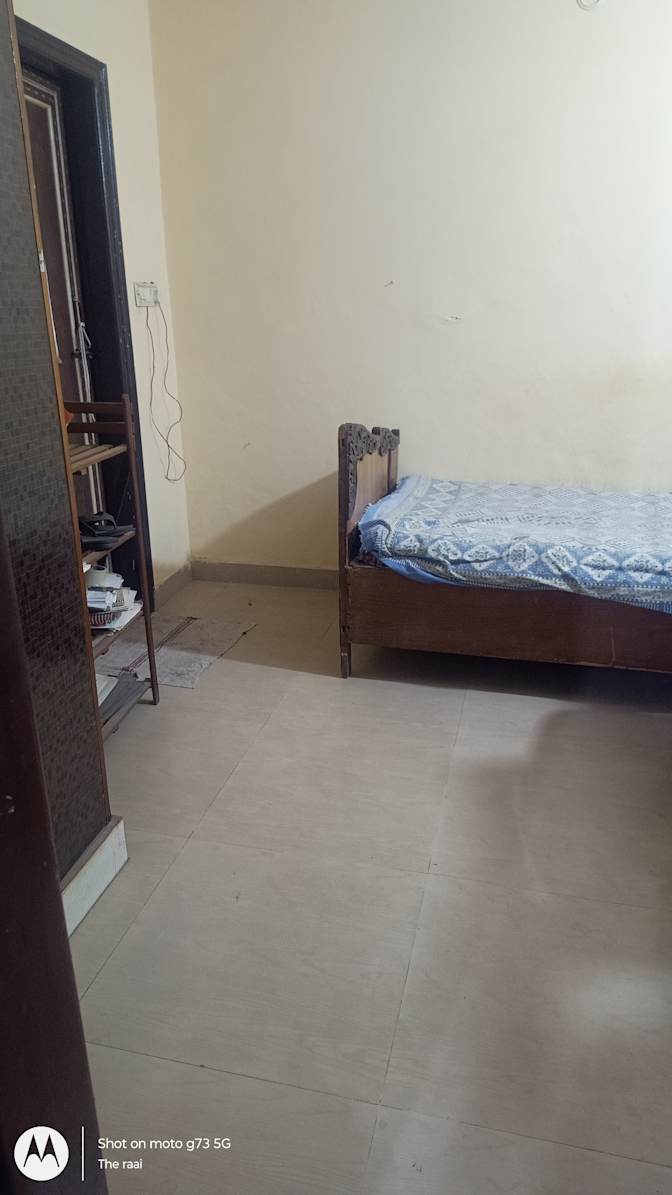 Raai's room