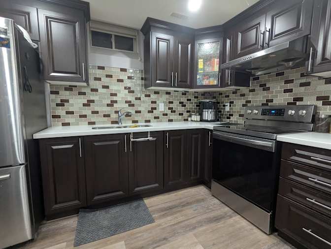 Jaspreet Sekhon's room