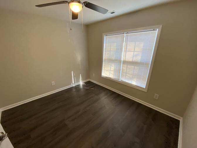 Alcove Rooms's room