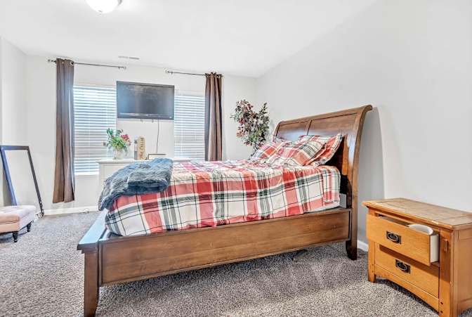 Alcove Rooms's room