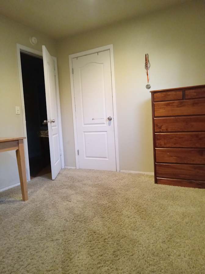 Felipe's room