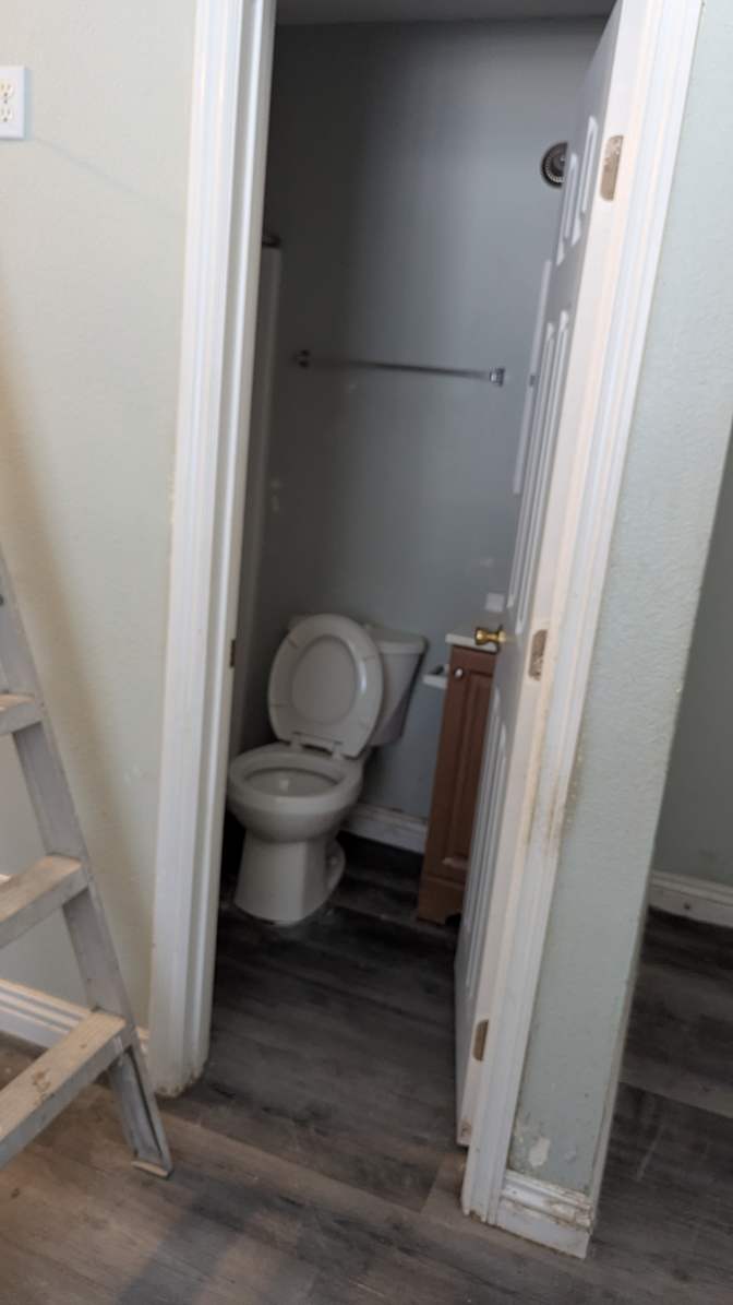 Robert Morales's room