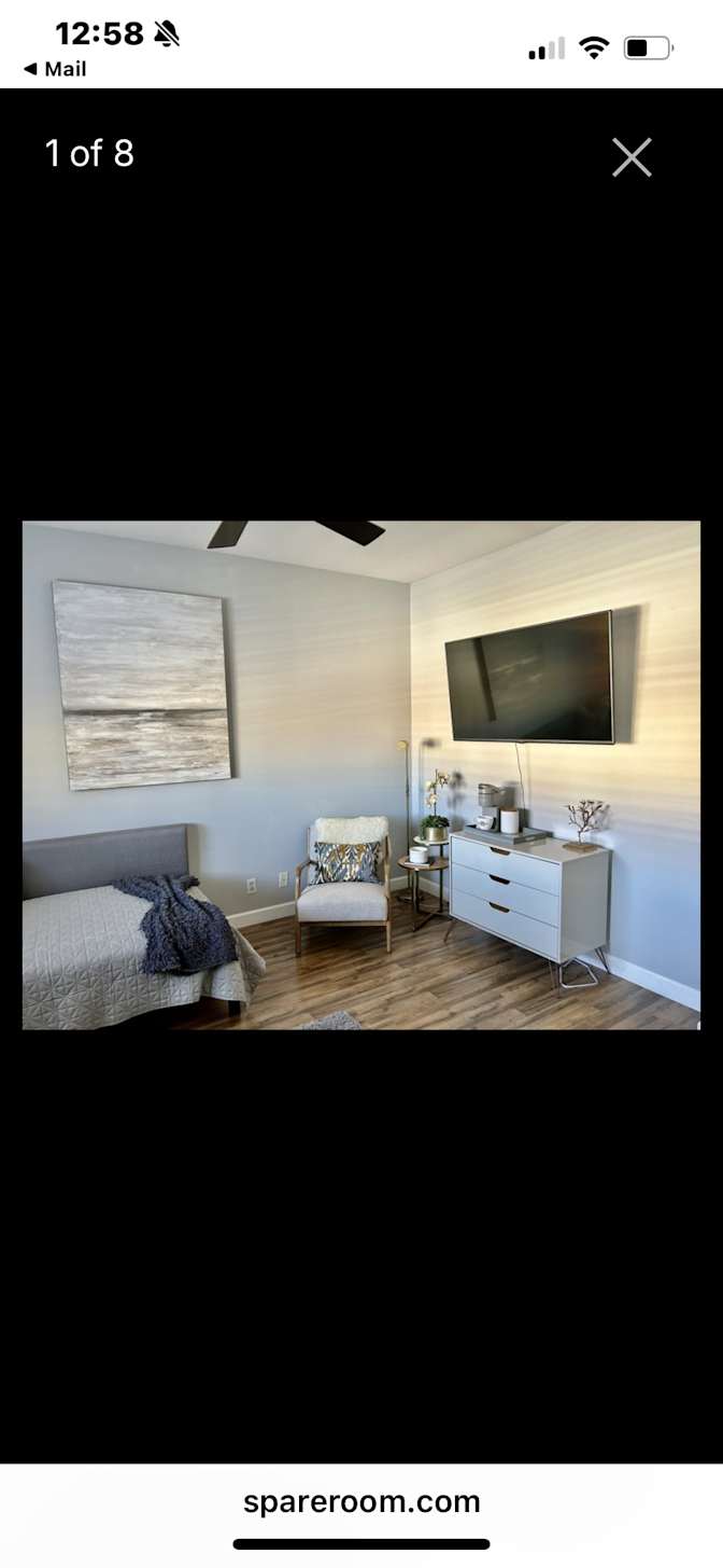 Alicia's room