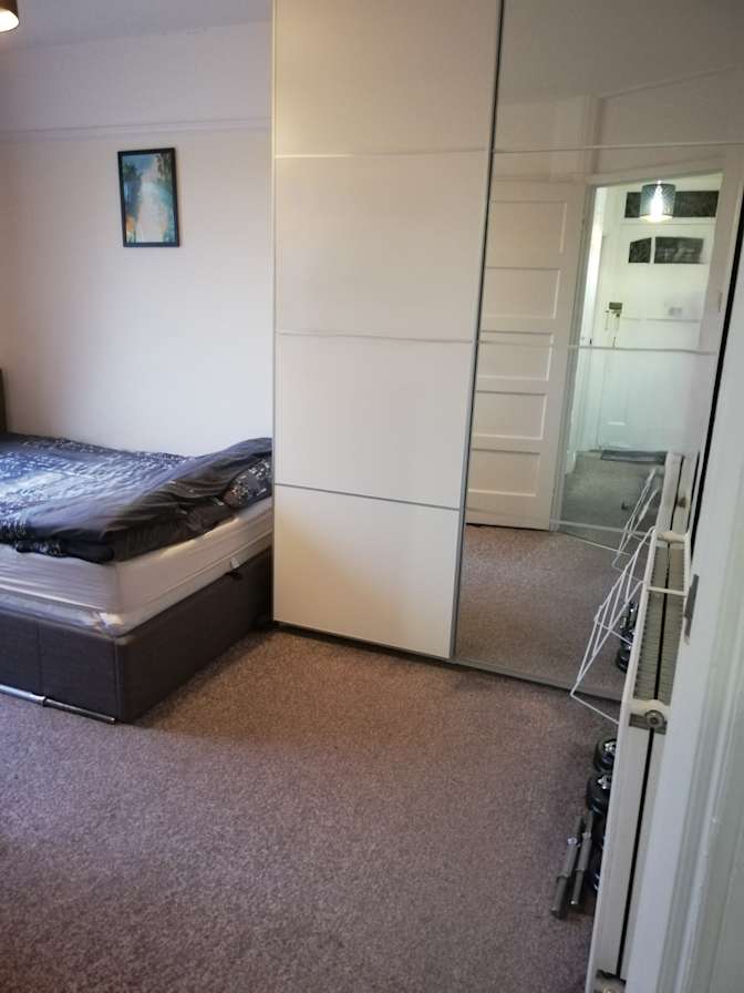 Dave's room