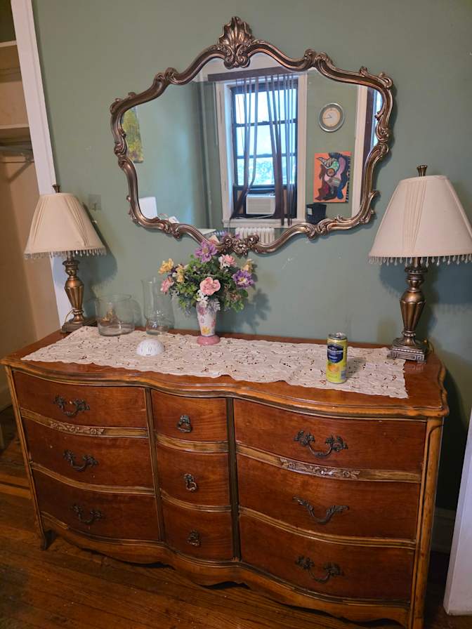 MYRIAM's room