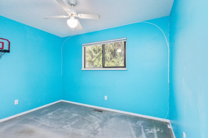 Zak's room