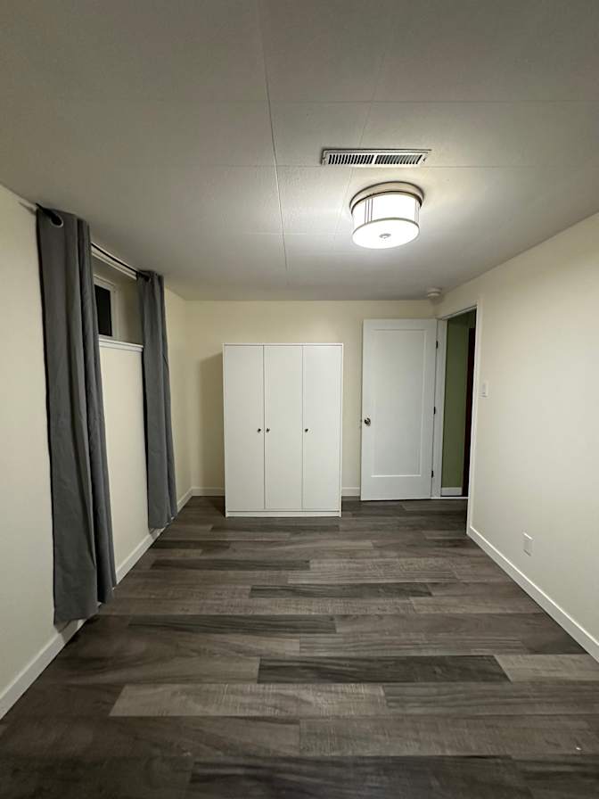 Cally Sinclair's room