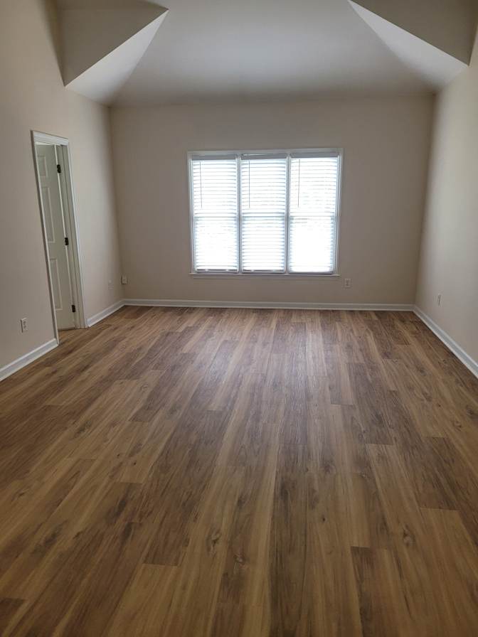 Alcove Rooms's room