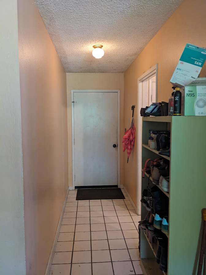 Elisa's room