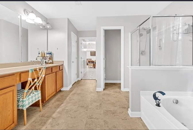Alcove Rooms's room