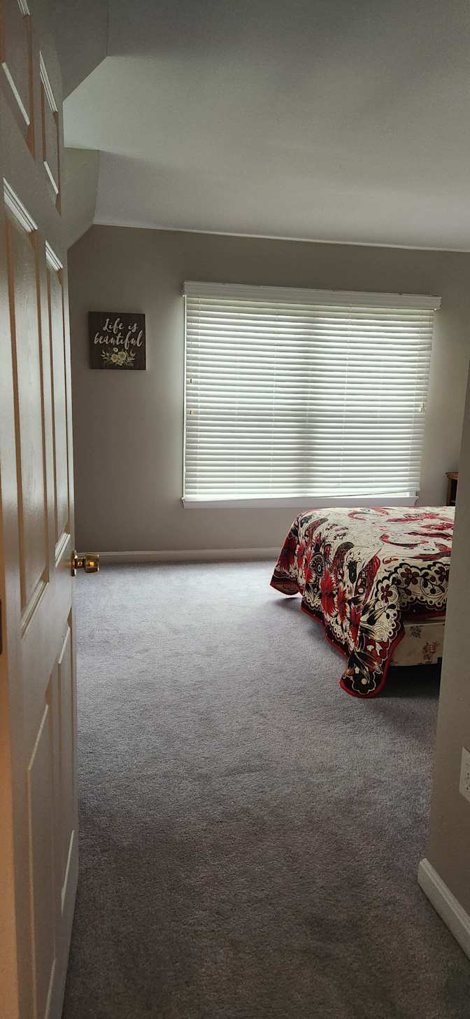 Two Rooms in Tacketts Mill - Lake Ridge, VA's room