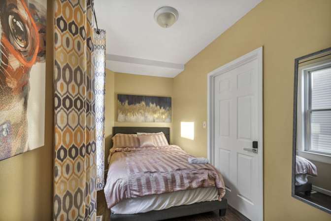 PadSplit's room