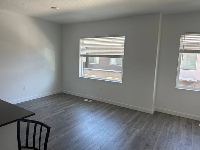 Mercedes's room