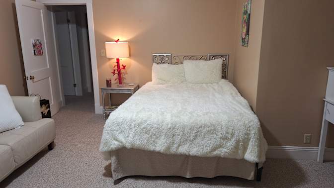capeck's room