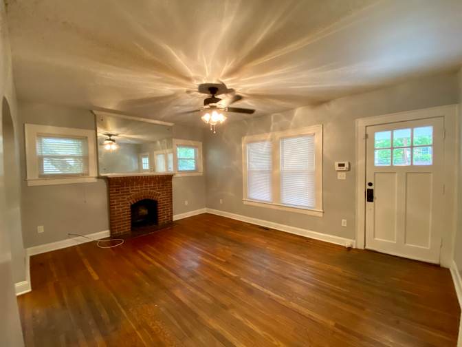 Alcove Rooms's room