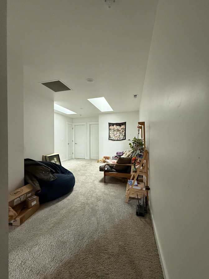 Olyveya's room