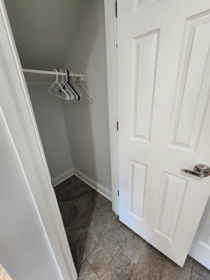 CL&C Property Management and Consulting's room