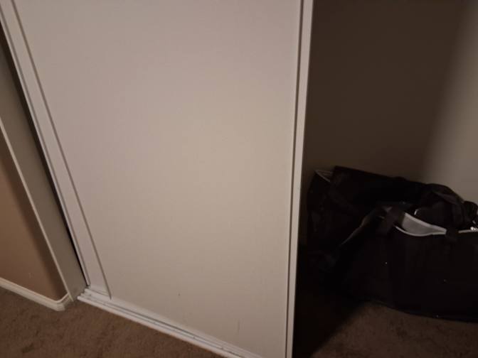 Laire's room