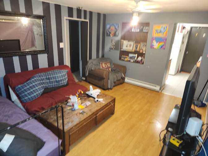 Julianne Scotchman's room