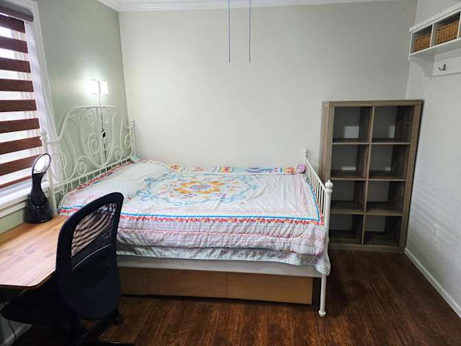 Pinoy Casa's room