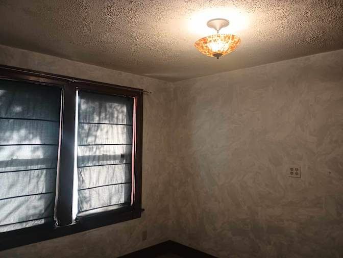 Eric Peterson's room