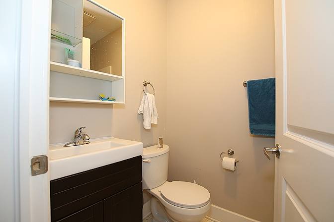 Erwin Nzia Batonga's room