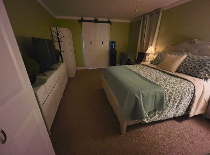 Aziza's room