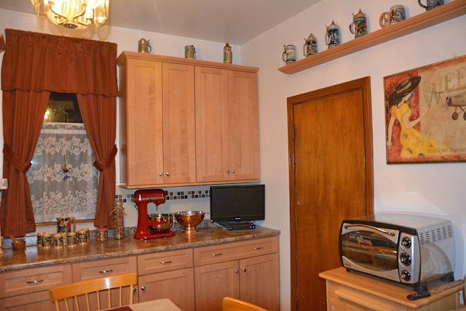 Mark's room