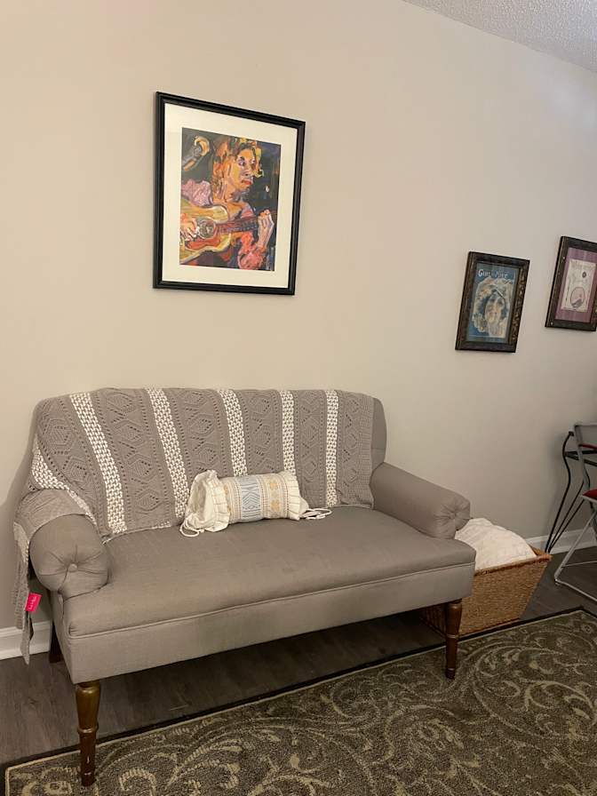 Brooksie D Wells's room