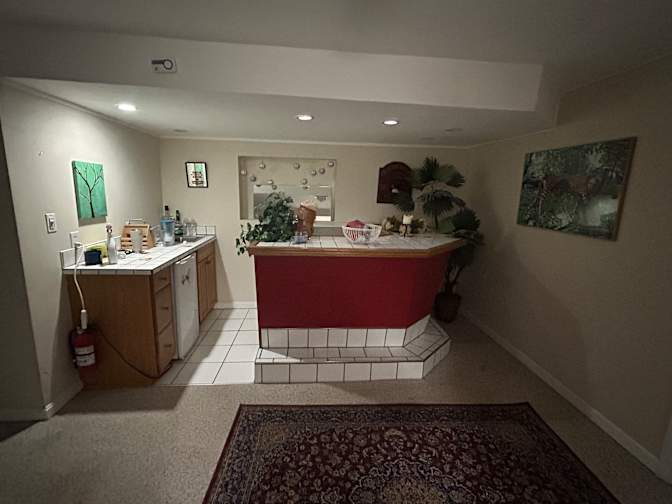 ESTHER's room