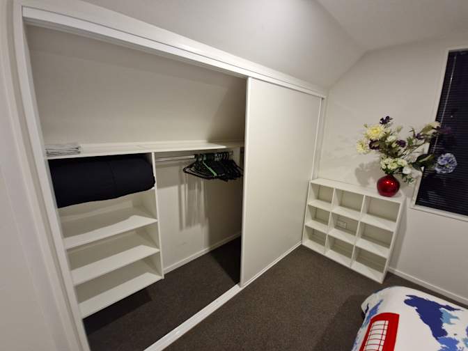 Try's room