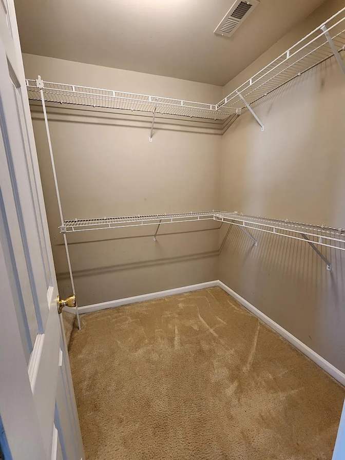 Alcove Rooms's room