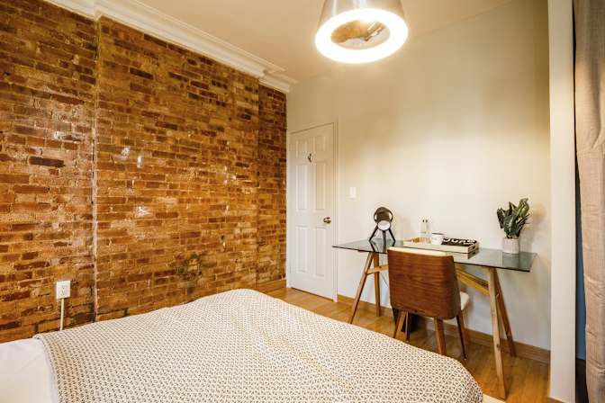 Sam June's room