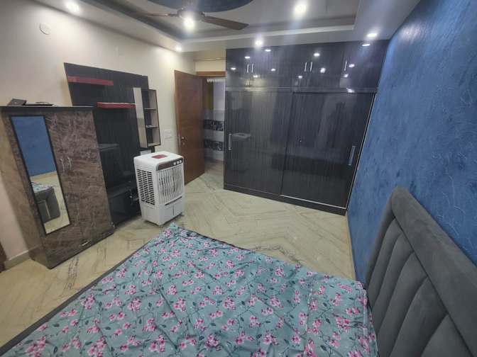 Smit R's room