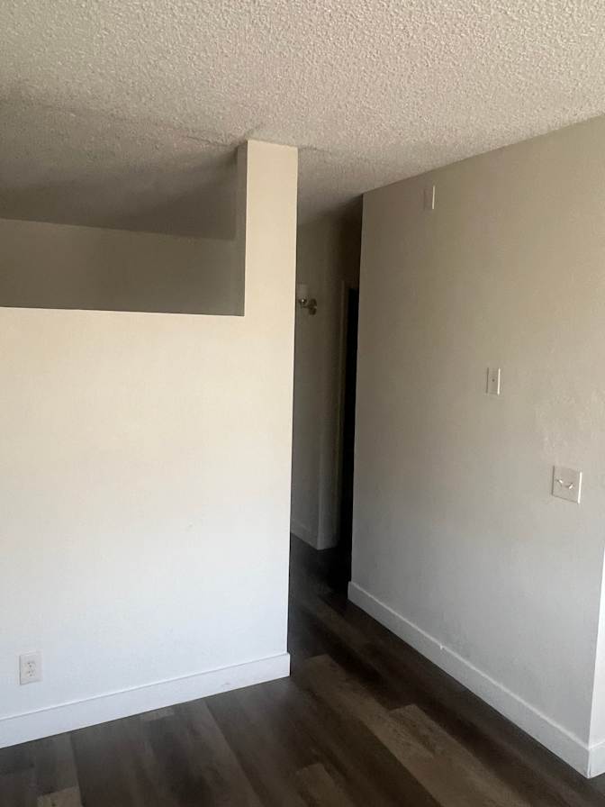 Robb Davis's room