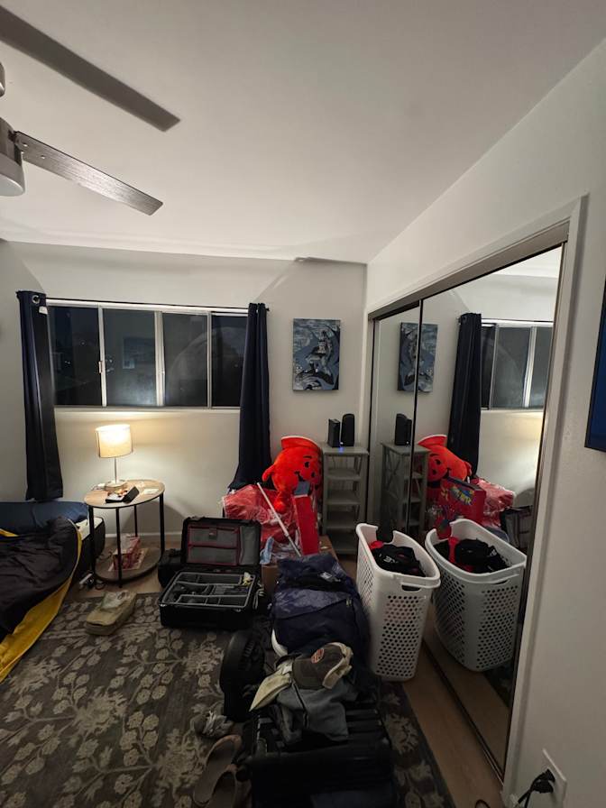 Hannah Ezratty's room