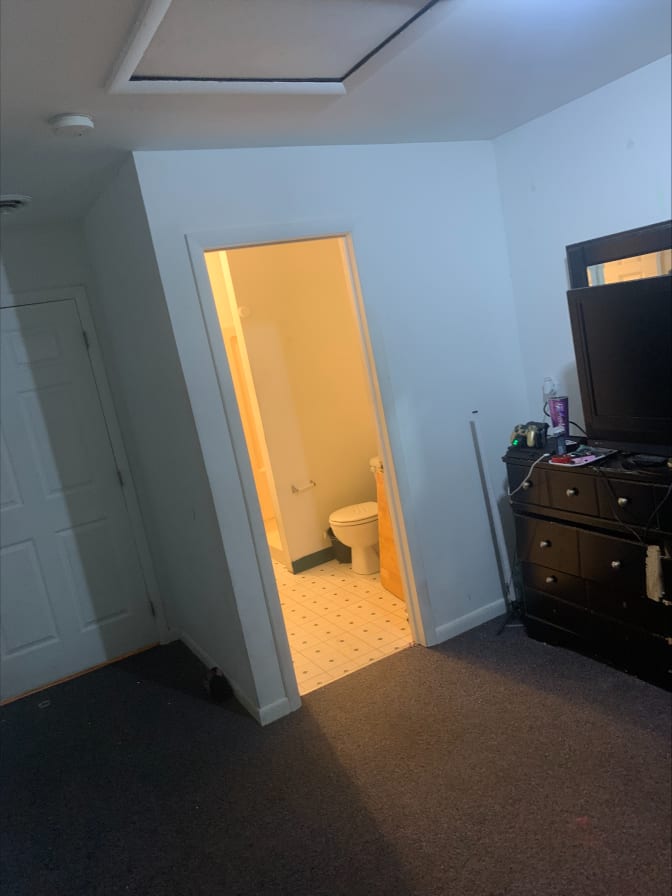 vaughn's room