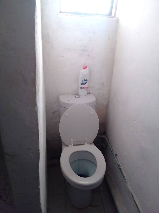 Senzeni's room