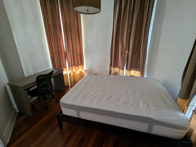 Steve's room