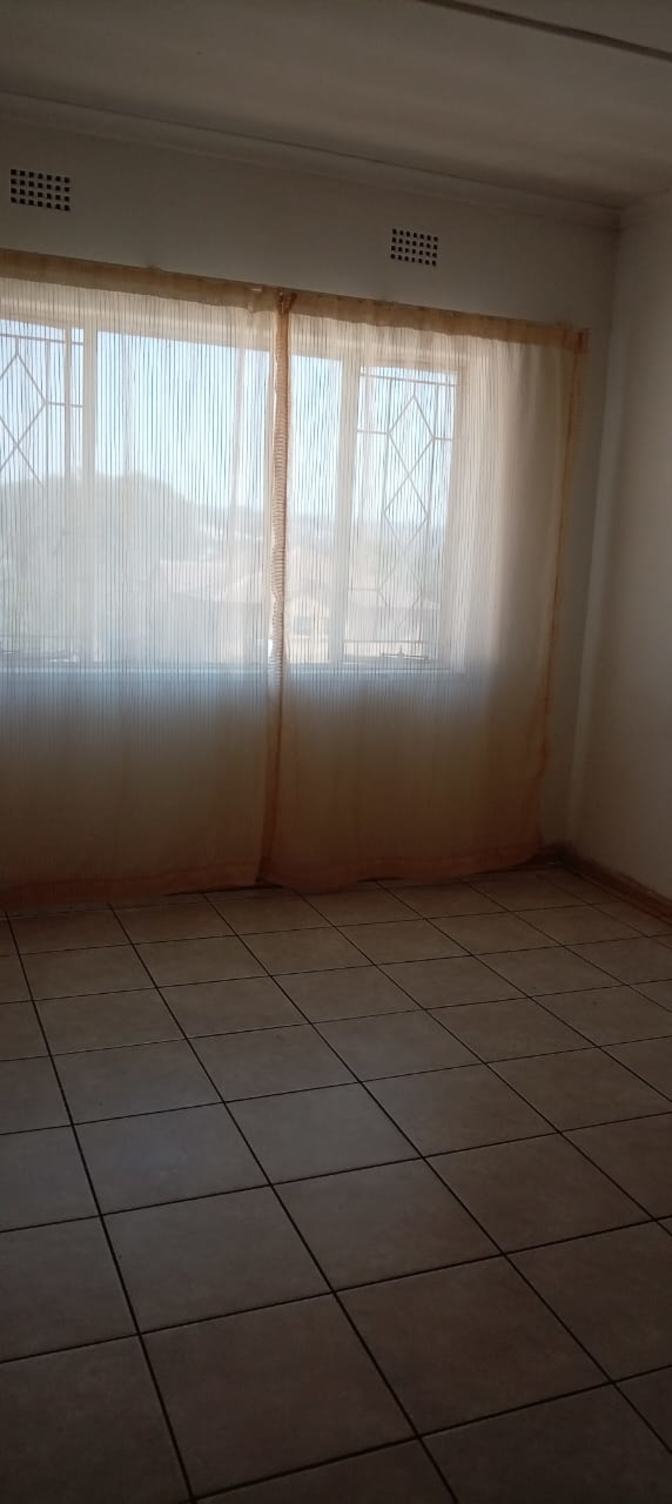 Porschè's room