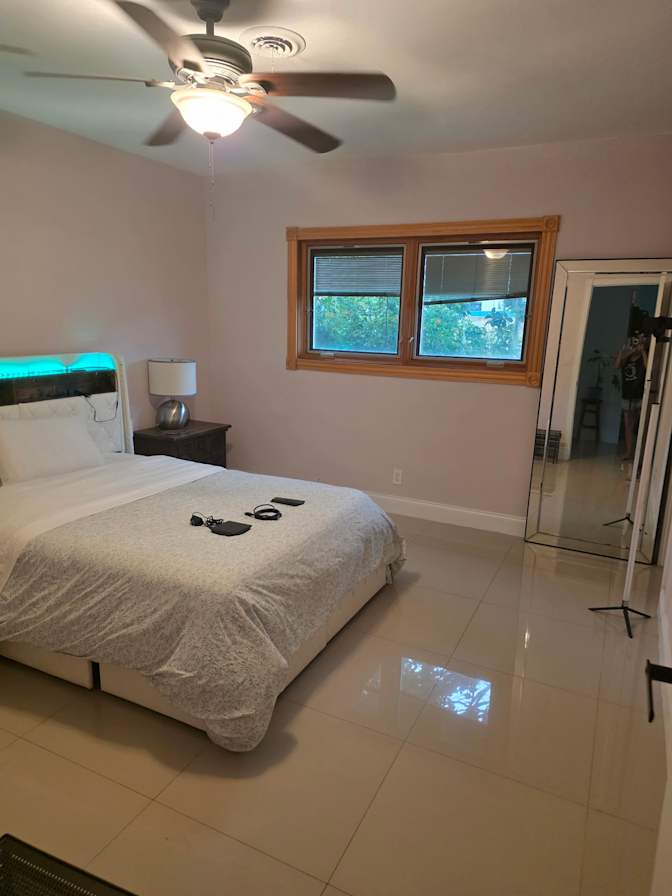 HGB's room