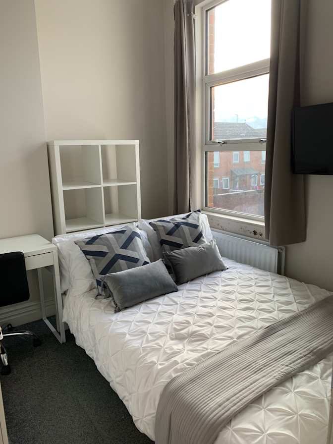 Nicola Hamilton's room