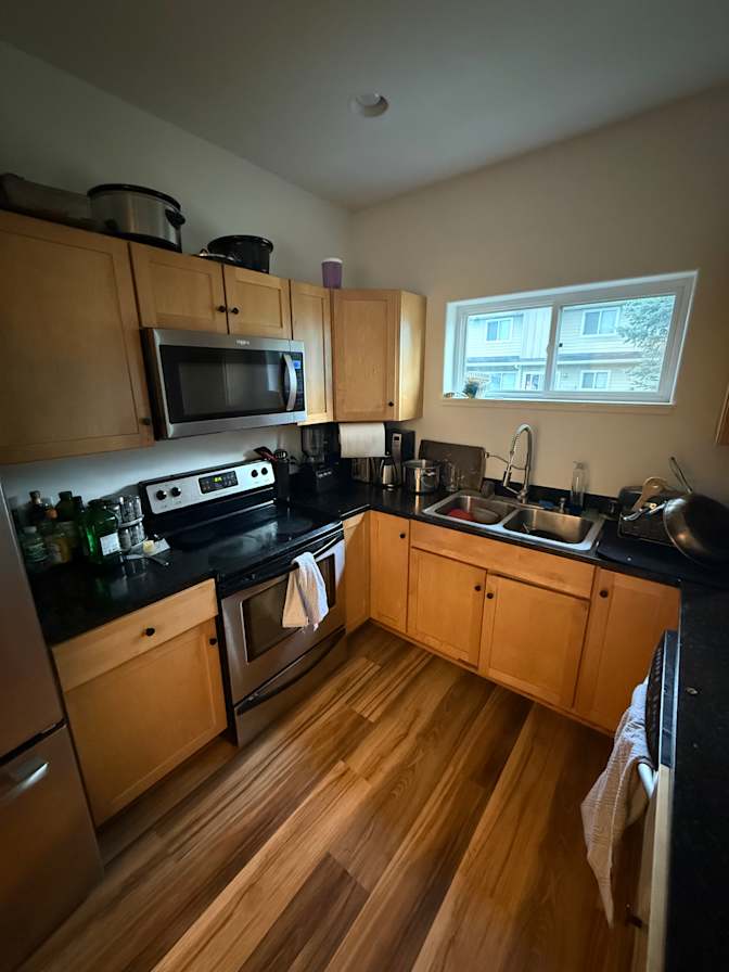 Crean Carlson's room