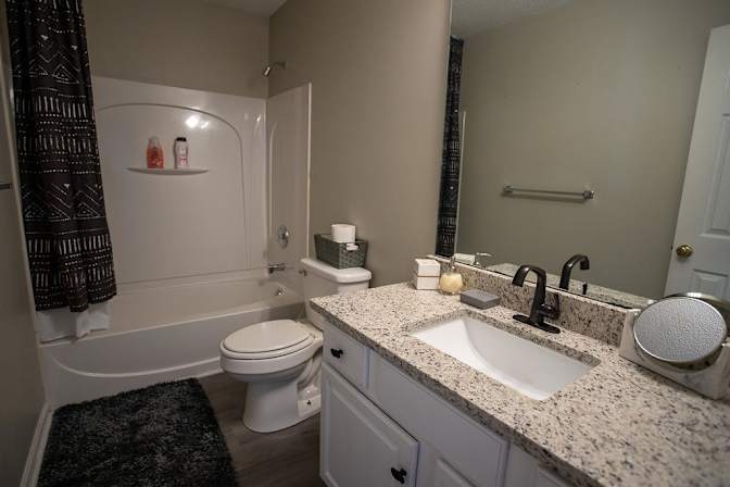 Alcove Rooms's room