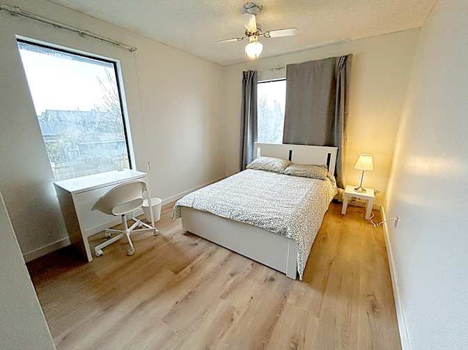 Shirin's room