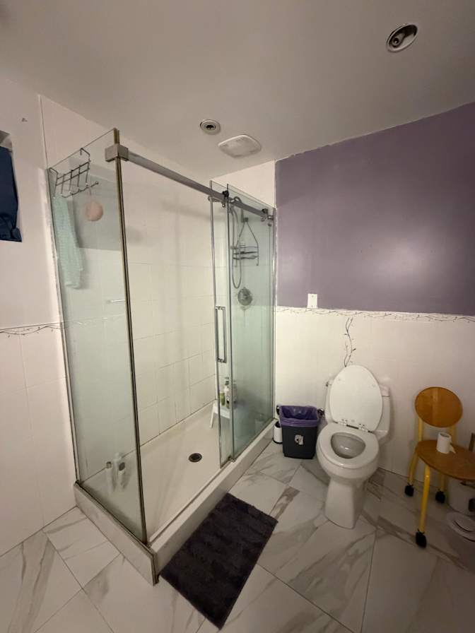 Chaerim's room