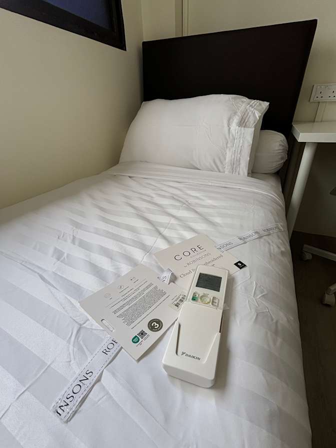 Harry Lee's room