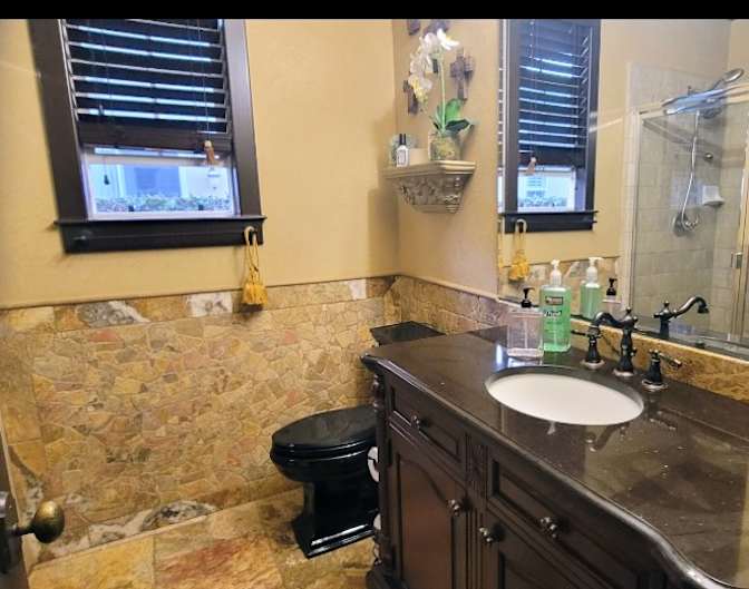 DIANA'S Home's room